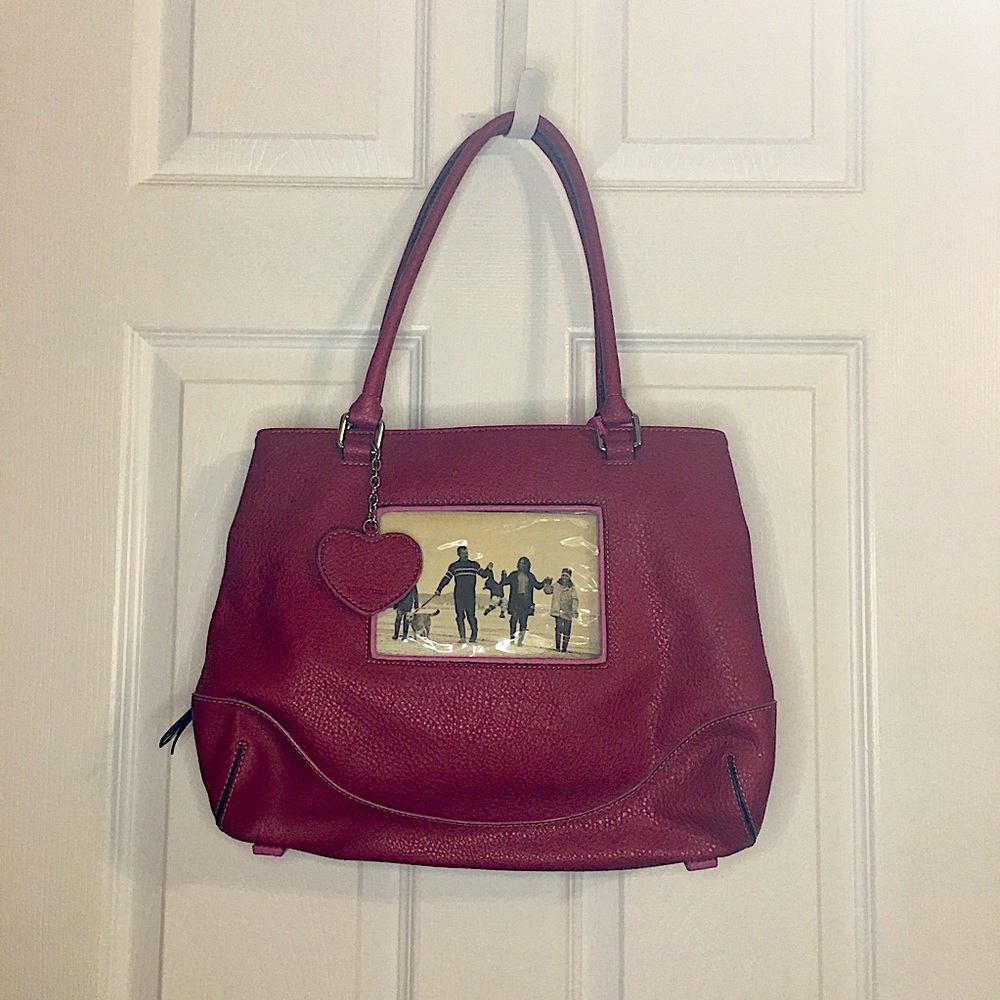 LIZ CLAIBORNE ACCESSORIES Photo Purse